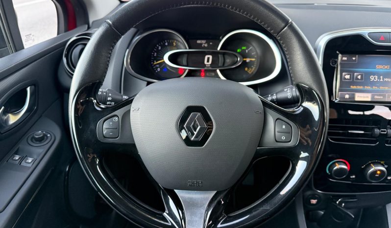 
								Renault Clio 4 1.5 dCi 75 KS NAVIGACIJA Dynamique 2015 full									